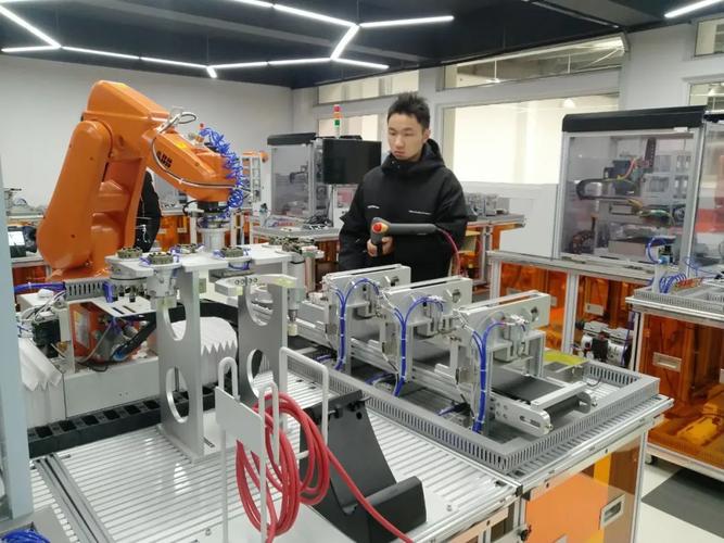 工业机器人实操维修 从故障诊断到成功修复的实战指南